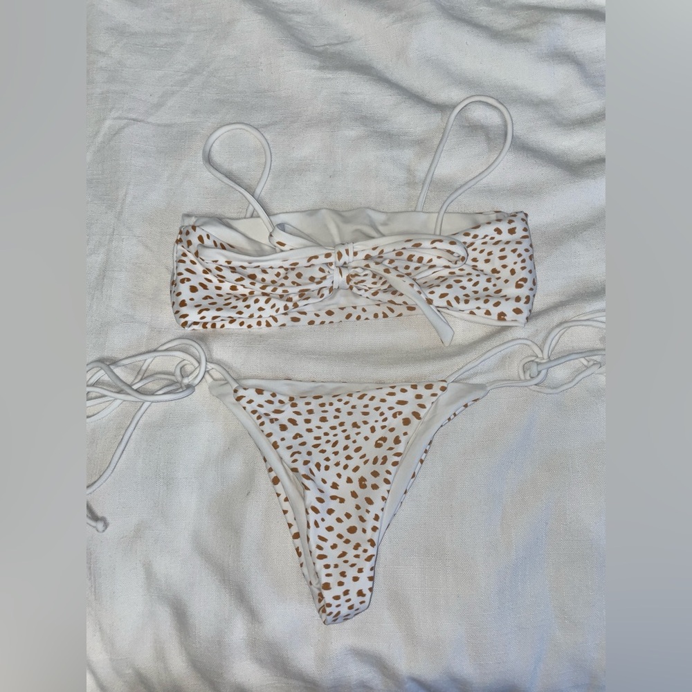 Lali & Layla White patterned bikini